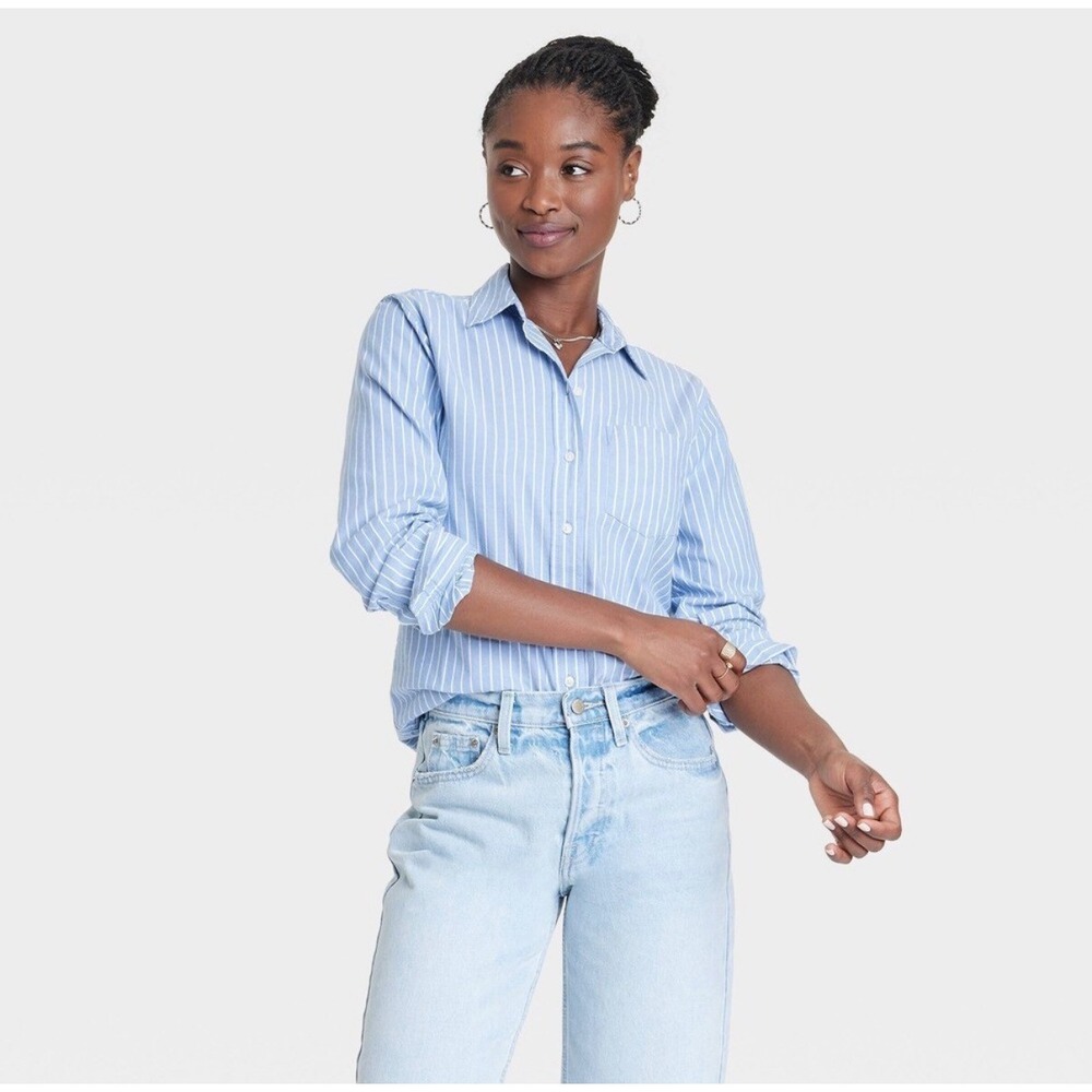 Universal Thread Womens Cotton Button Down Shirt L Blue White Striped Classic